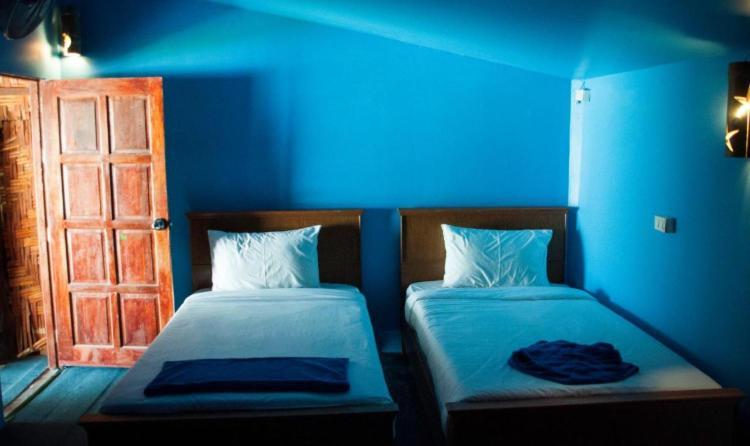 The Lazy Bar And Guesthouse Krabi Ngoại thất bức ảnh