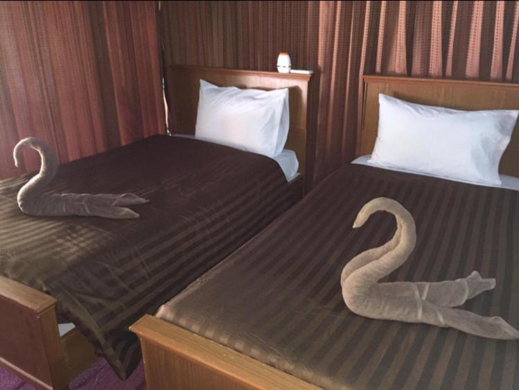 The Lazy Bar And Guesthouse Krabi Ngoại thất bức ảnh